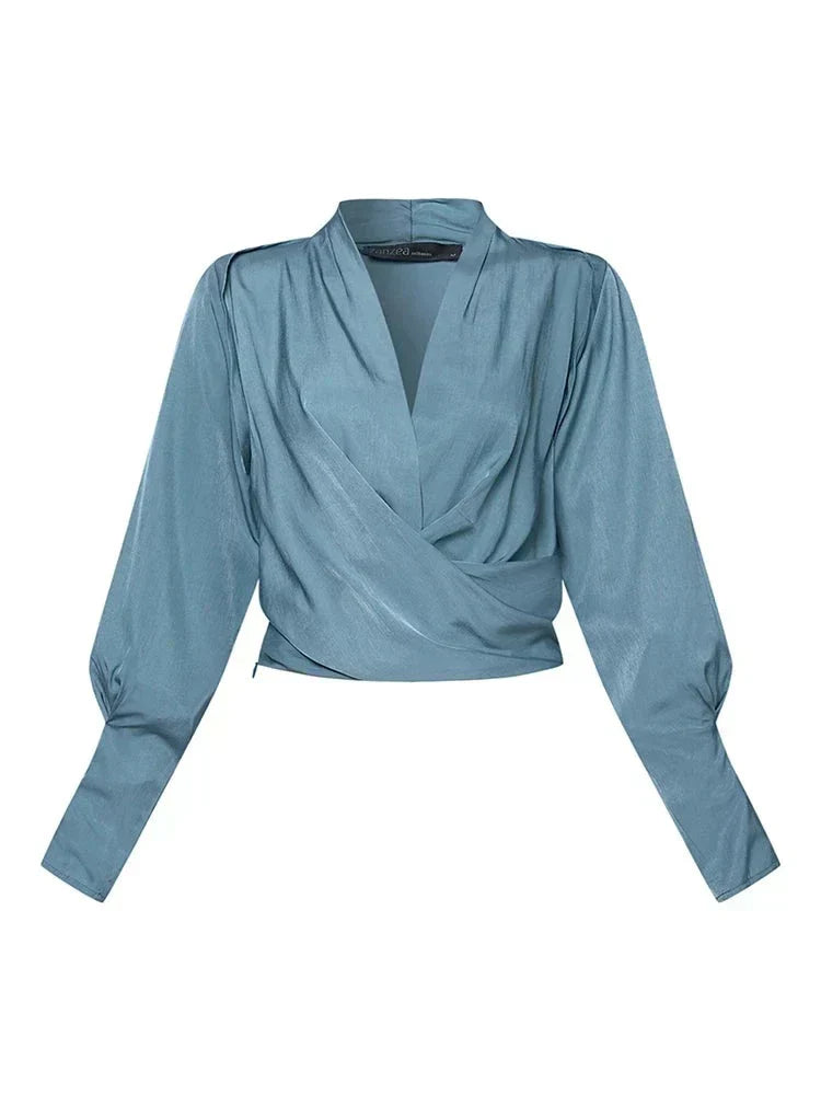 Bluse mit Drapierung & V-Ausschnitt - Zeitlos Elegant