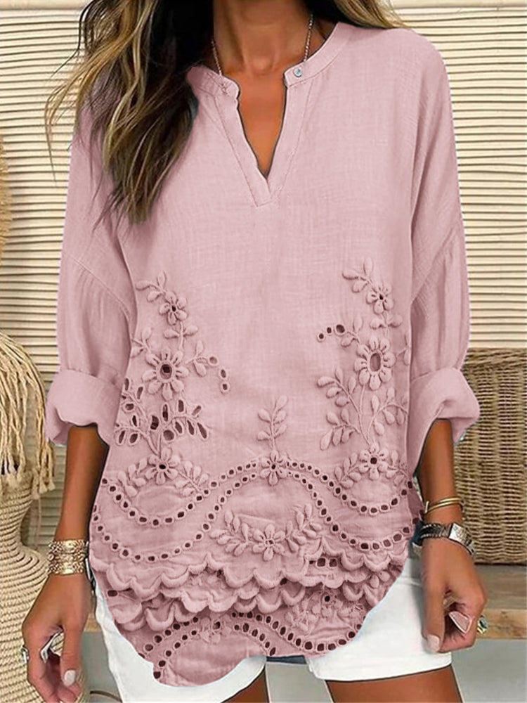 CLOVER – Leichtes lässiges T-Shirt mit trendigem Muster
