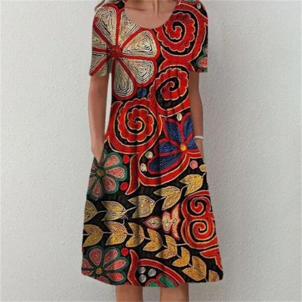 Louna | Elegantes modernes Patchwork-Kleid für stilbewusste Gespräche