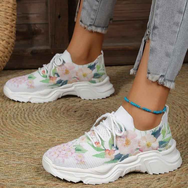 Atmungsaktive Sneaker mit Schnürung und frischem Blumenmuster für ganztägigen Tragekomfort