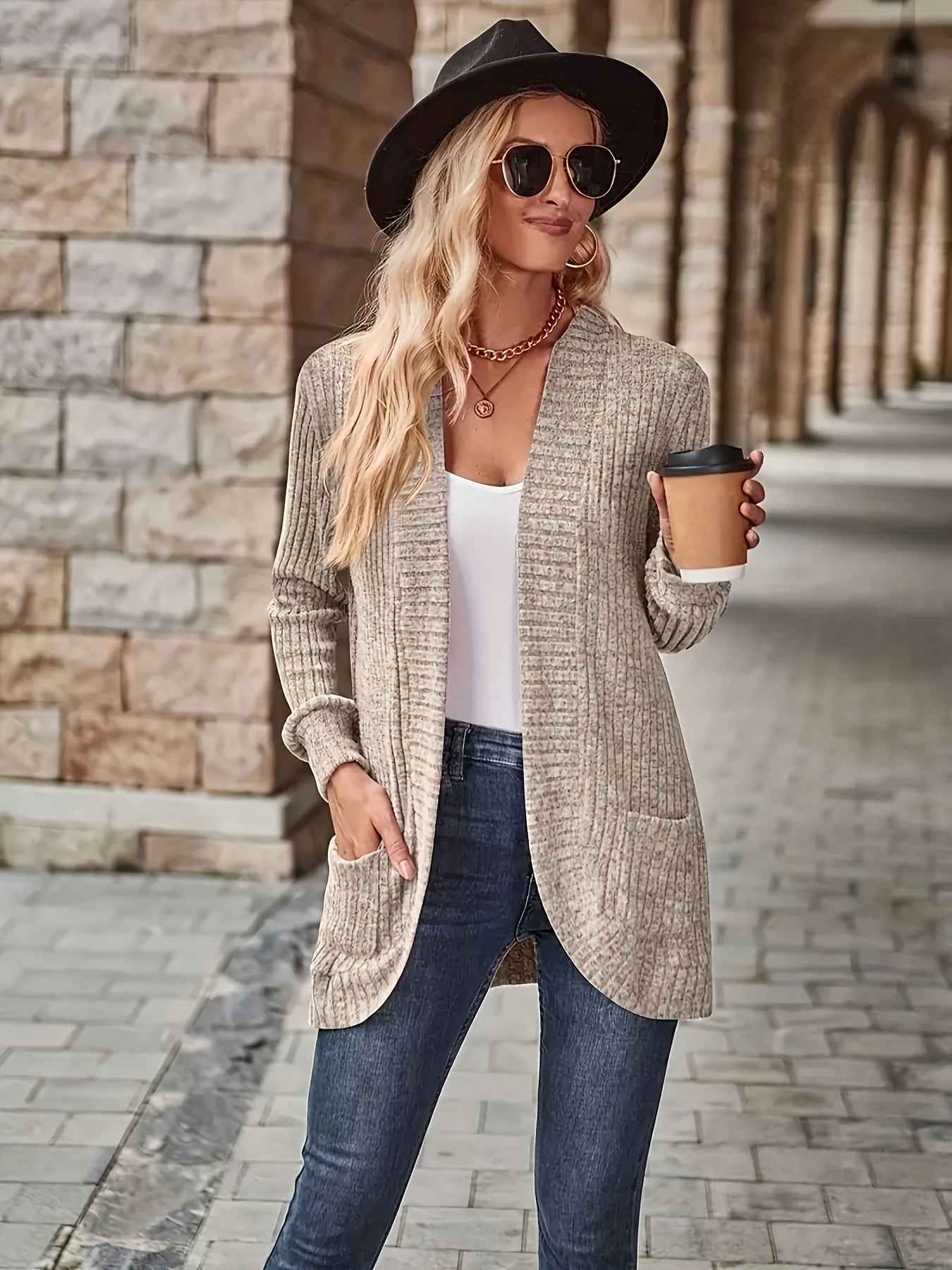Valmai - Elegant Cardigan für einen anspruchsvollen Stil