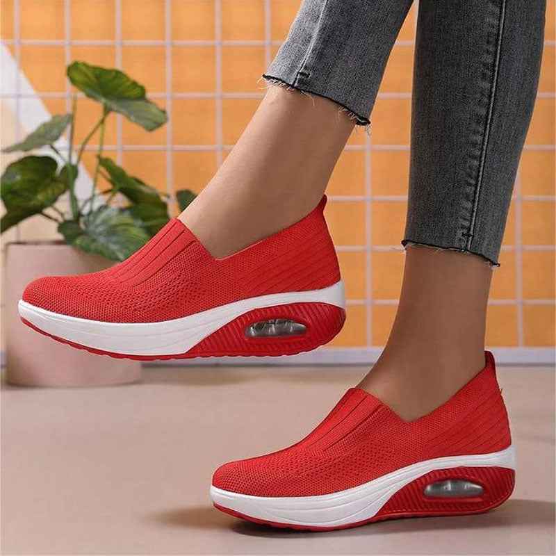 Damen atmungsaktive Slip-On-Sneaker für ganztägigen Komfort