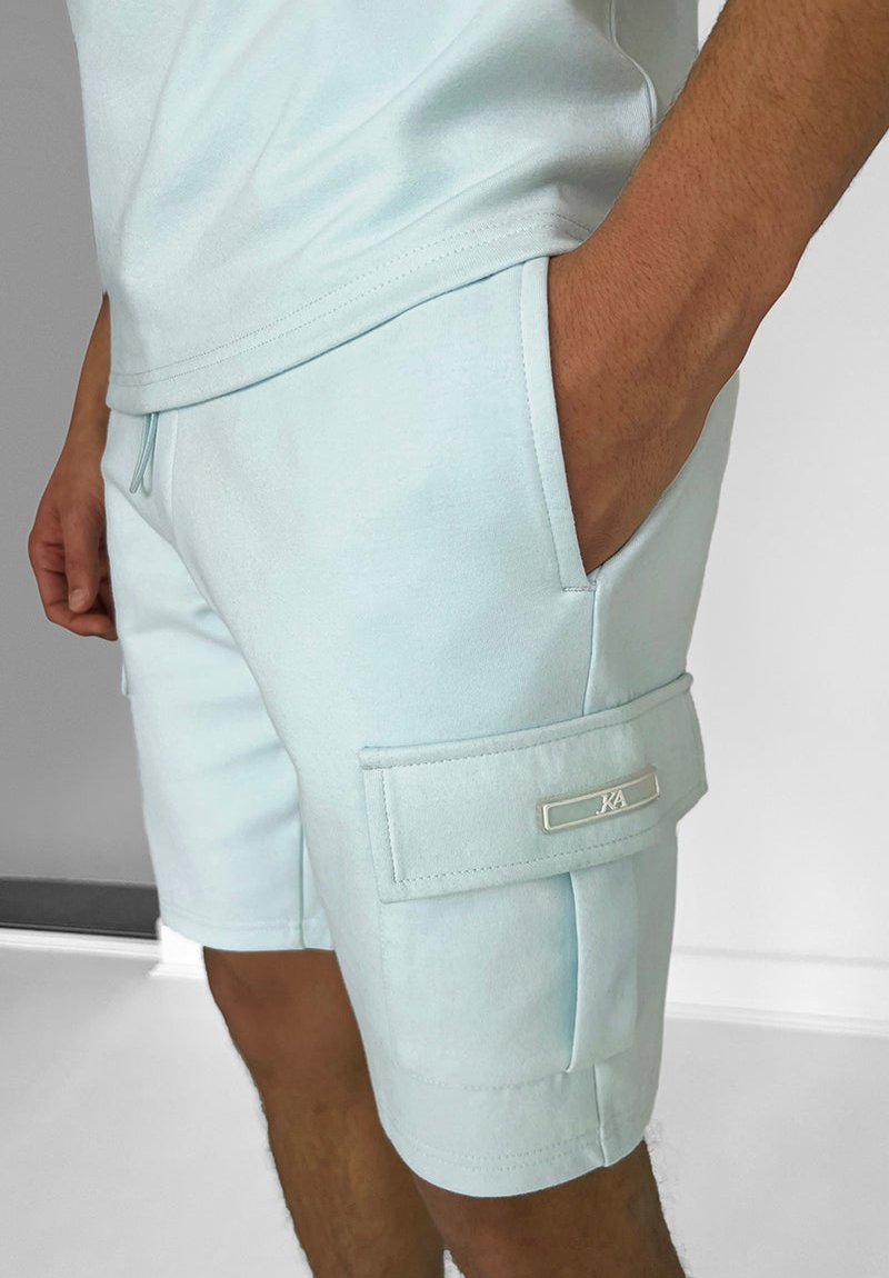 KAI – Lässiges Slim-Fit Ensemble für einen zeitgenössischen Stil