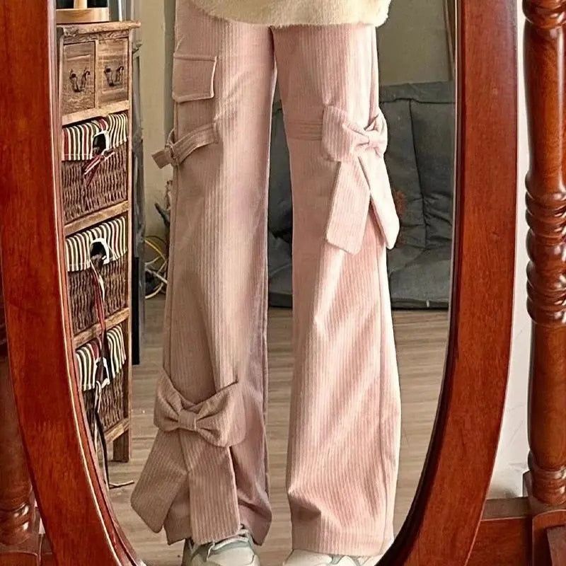 Birgit | Elegante Vintage-Robbenhose aus Cord mit stilvollem Band und schmeichelhafter hoher Taille