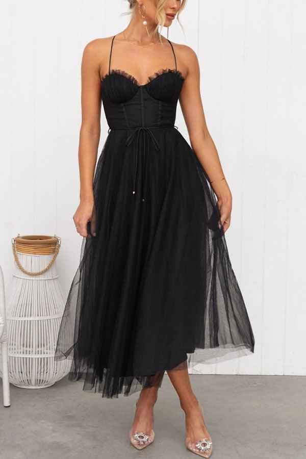 Elegantes Maxikleid aus Chiffon mit Trägern für eine moderne Prinzessinnenparty