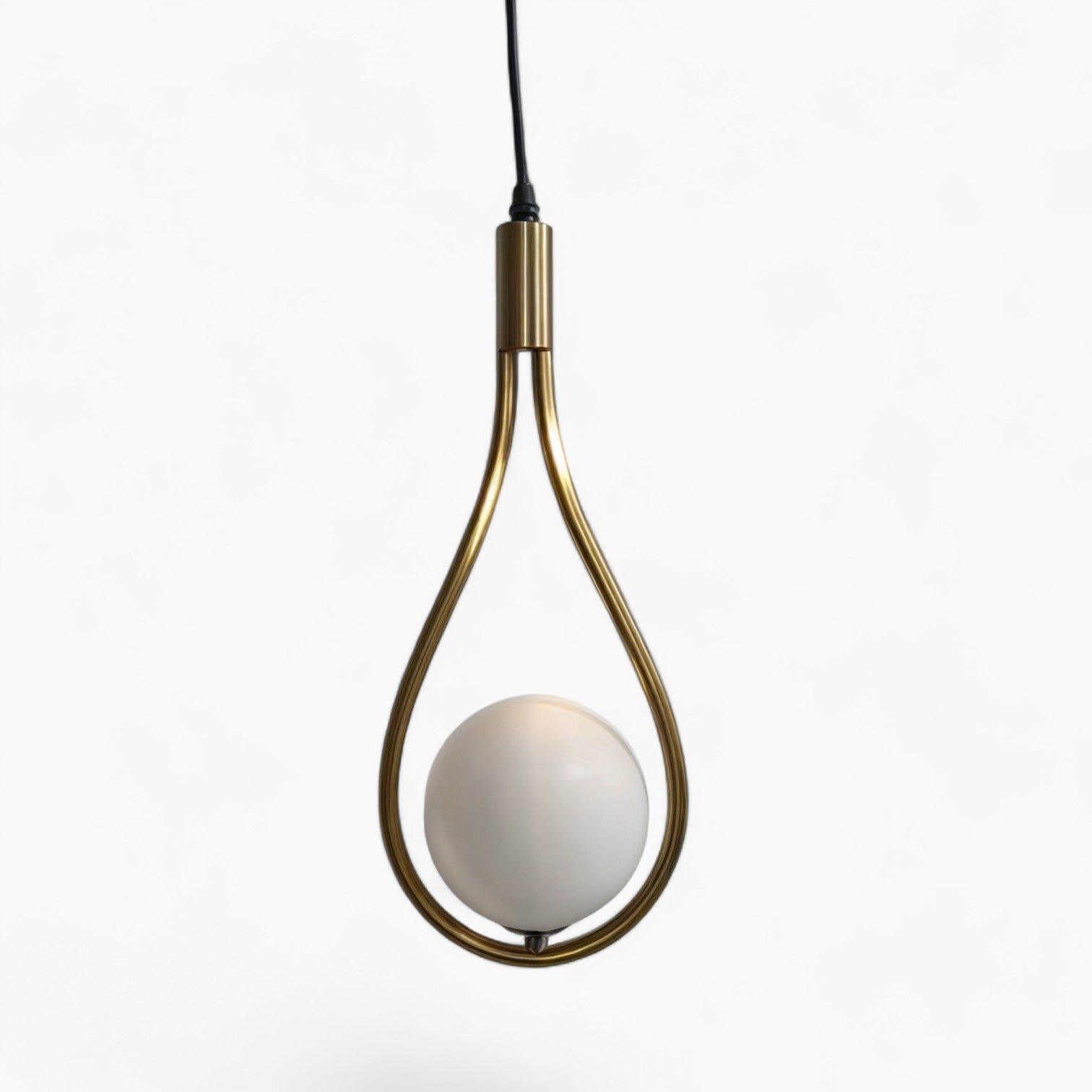 Moderne Nordische Aufhängung aus Eisen und Glas mit elegantem verstellbarem Design