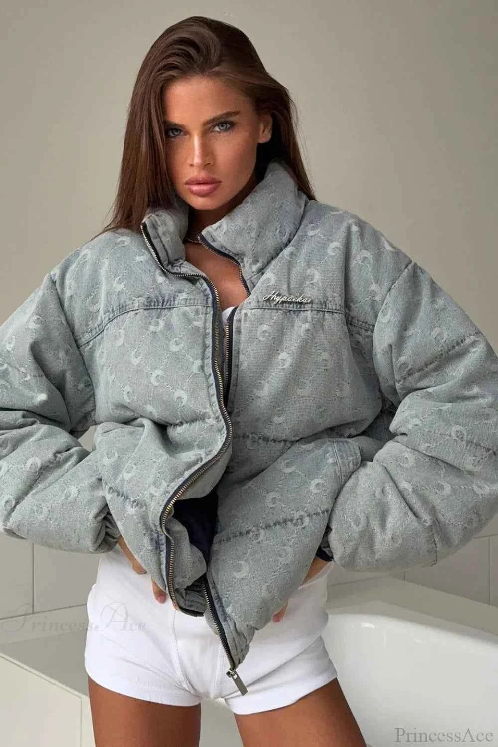 Legerer Mantel mit Stehkragen, Jacquardmuster und Croissant-Motiv