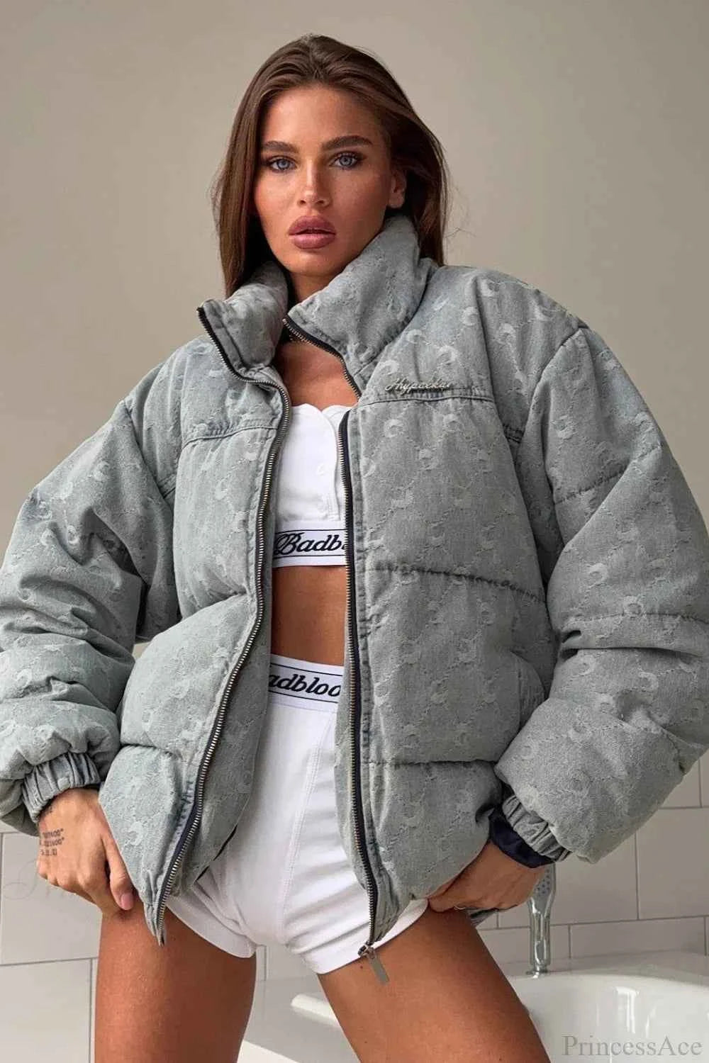 Legerer Mantel mit Stehkragen, Jacquardmuster und Croissant-Motiv