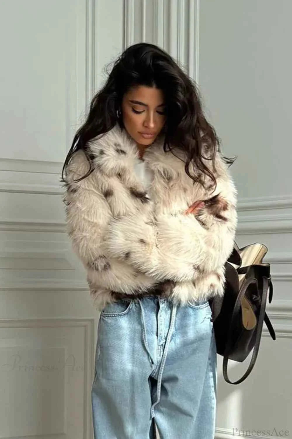 warmer und kuscheliger Cow-Print Cropped- und Plüschjacke