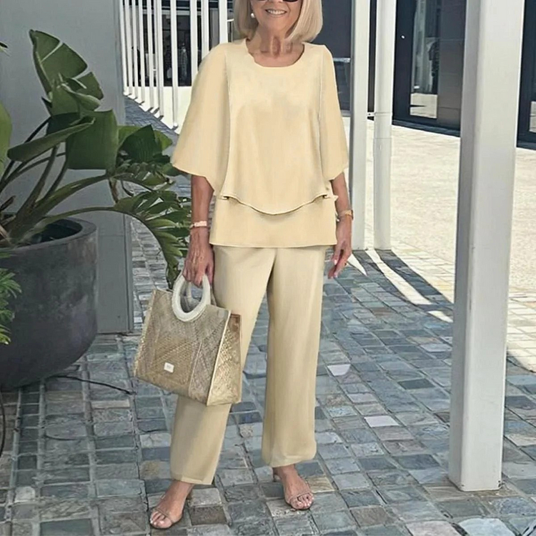 Elegantes Zweiteilige Dreiviertelarm-Outfit