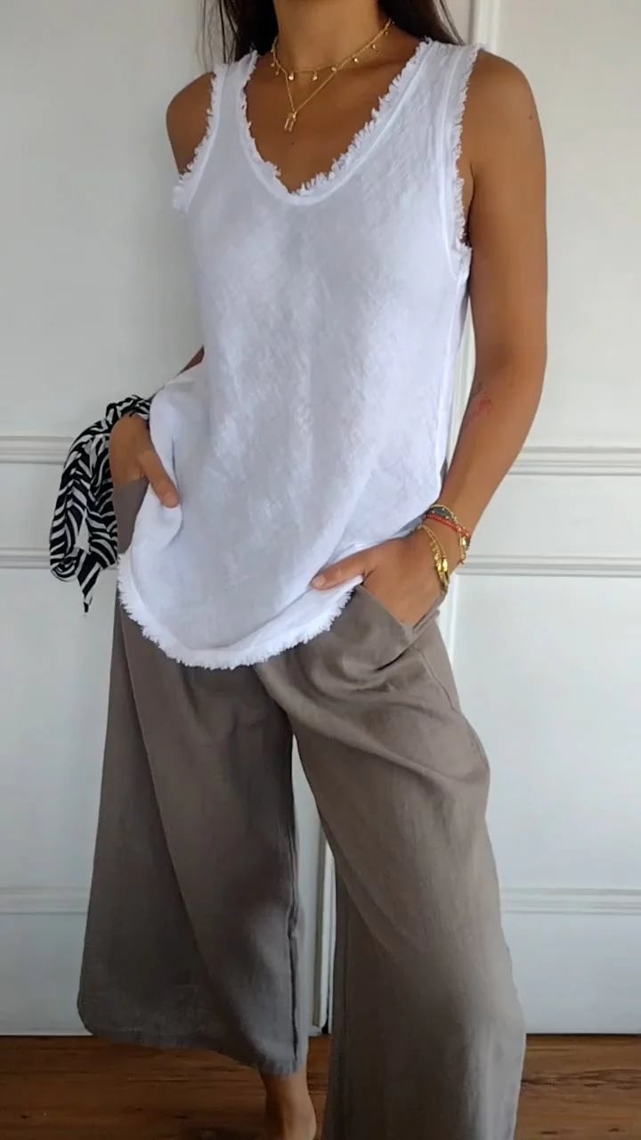 Aeliana Elegante V-Ausschnitt Weste für einen stilvollen Look