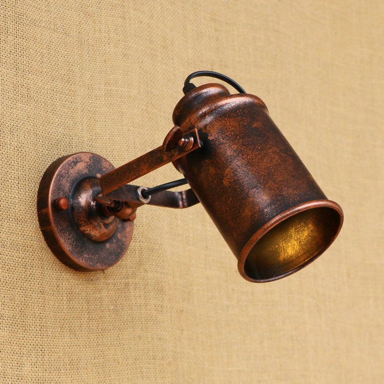 Wandlampe mit schwenkbarem Eisen IronSwivel – Industrielle verstellbare Beleuchtung für modernes Design