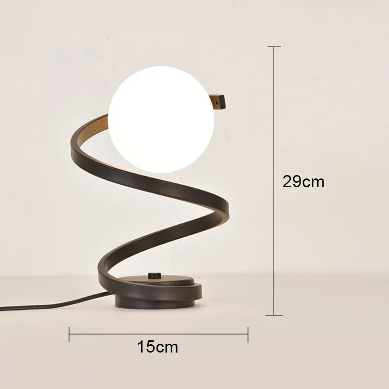 Nordische LED-Tischleuchten - Eleganter und moderner Glanz