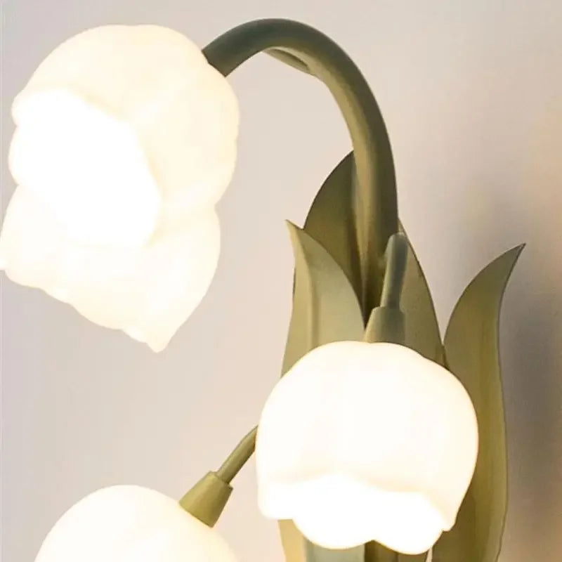 Nordische Tischlampe für eine klare und elegante Atmosphäre