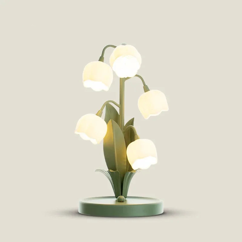 Nordische Tischlampe für eine klare und elegante Atmosphäre