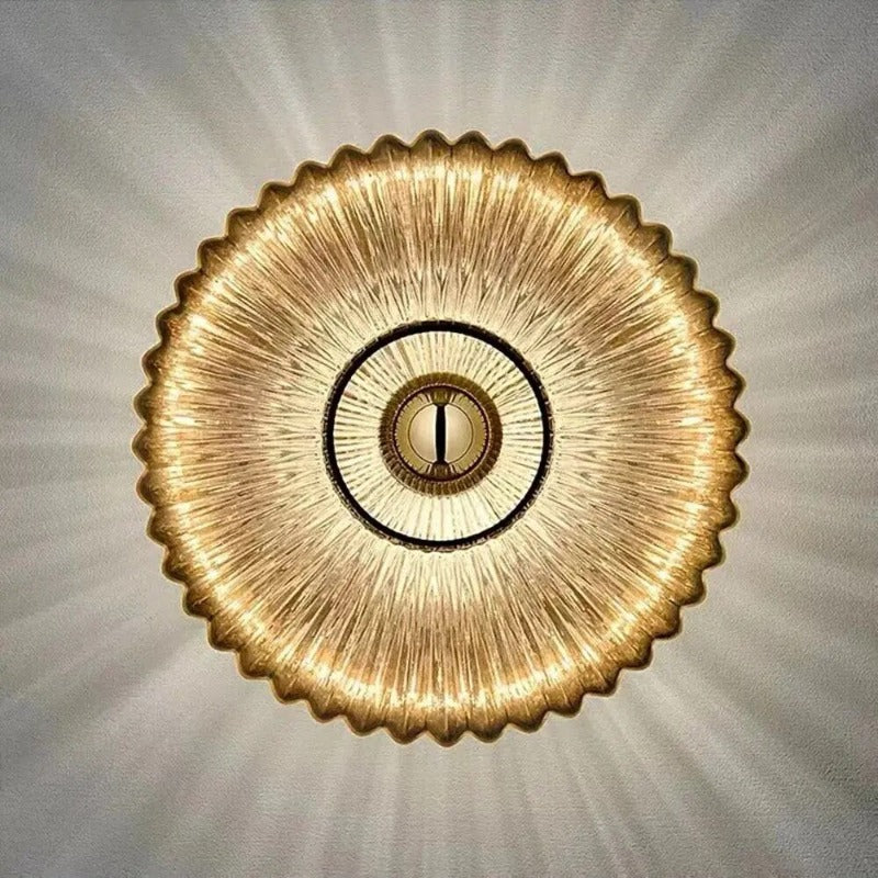 NimbusFlux - Elegante Wandleuchten aus gewölbtem Glas für einen modernen Glanz