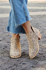 Elegante und Bequeme Bedruckte Schnürstiefel