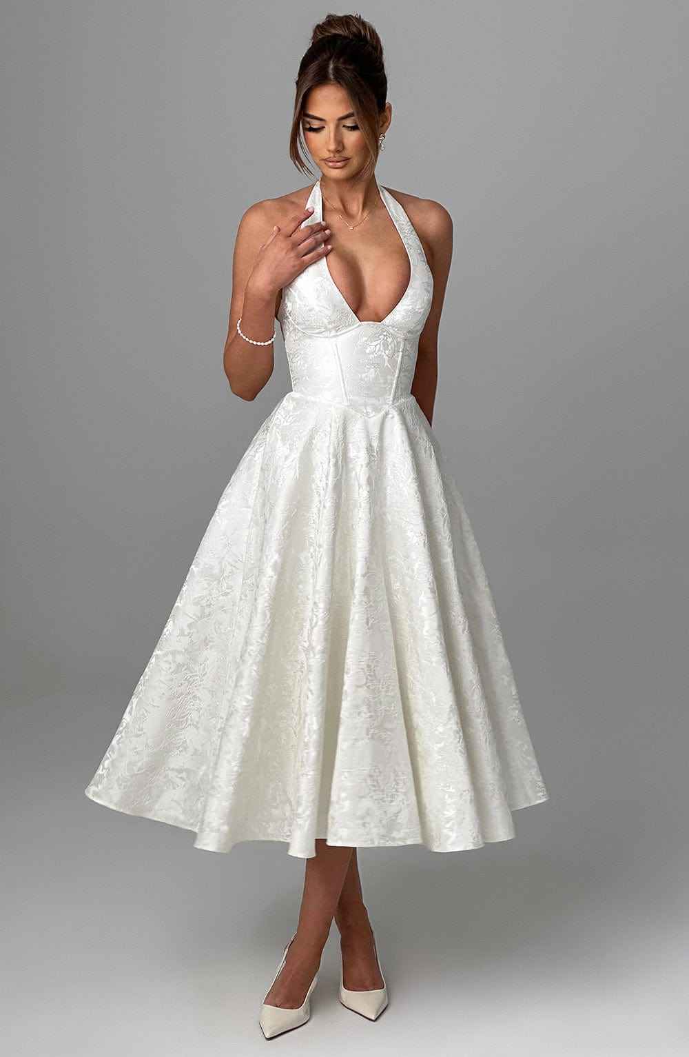Ara Halter-Neck Midi-Kleid – Mühelose Eleganz