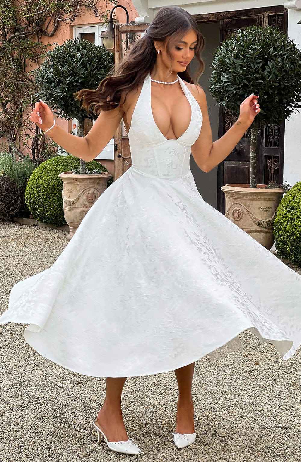 Ara Halter-Neck Midi-Kleid – Mühelose Eleganz