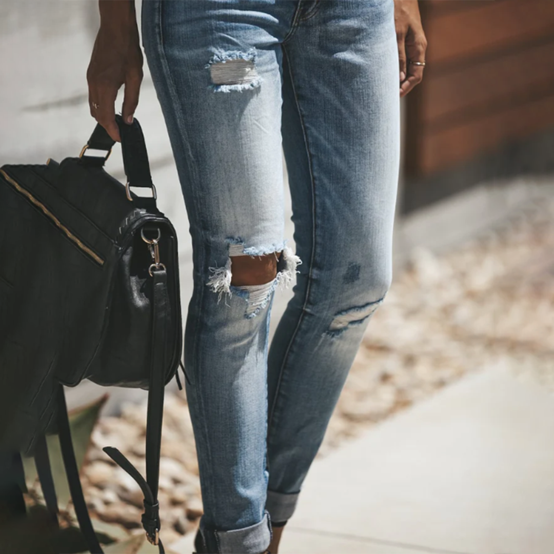 Elif | Trendige und stilvolle zerrissene Jeans für einen modernen Look