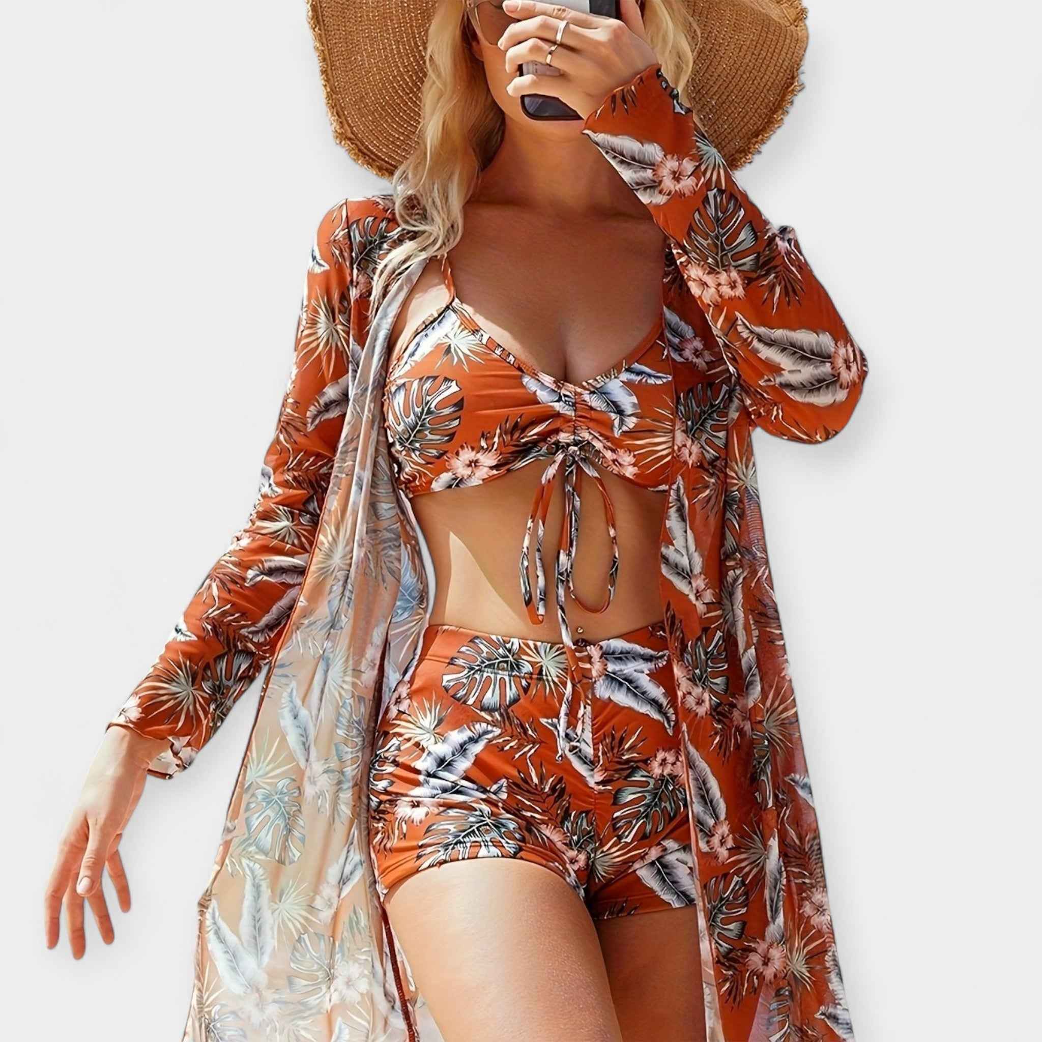 Hochtaillierter Bikini und Strandmode