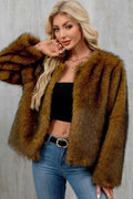 Kort plys cardigan med kort fluff til et hyggeligt og trendy look