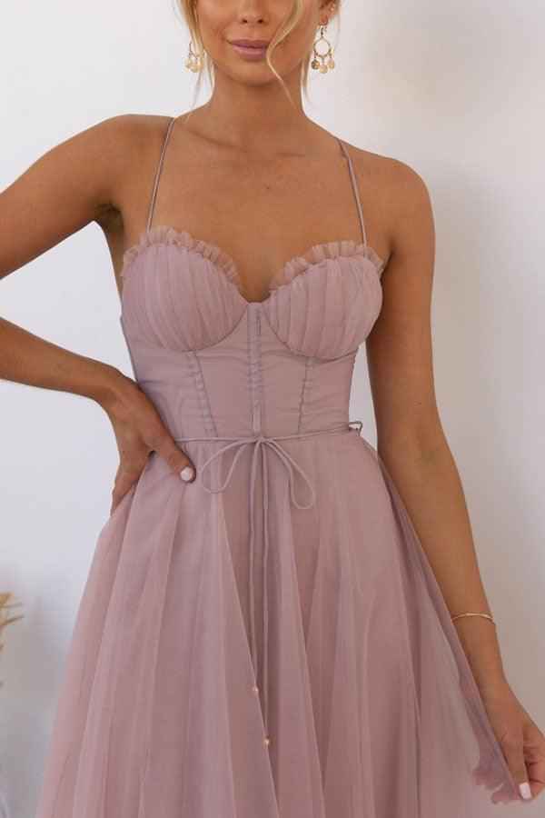 Elegantes Maxikleid aus Chiffon mit Trägern für eine moderne Prinzessinnenparty