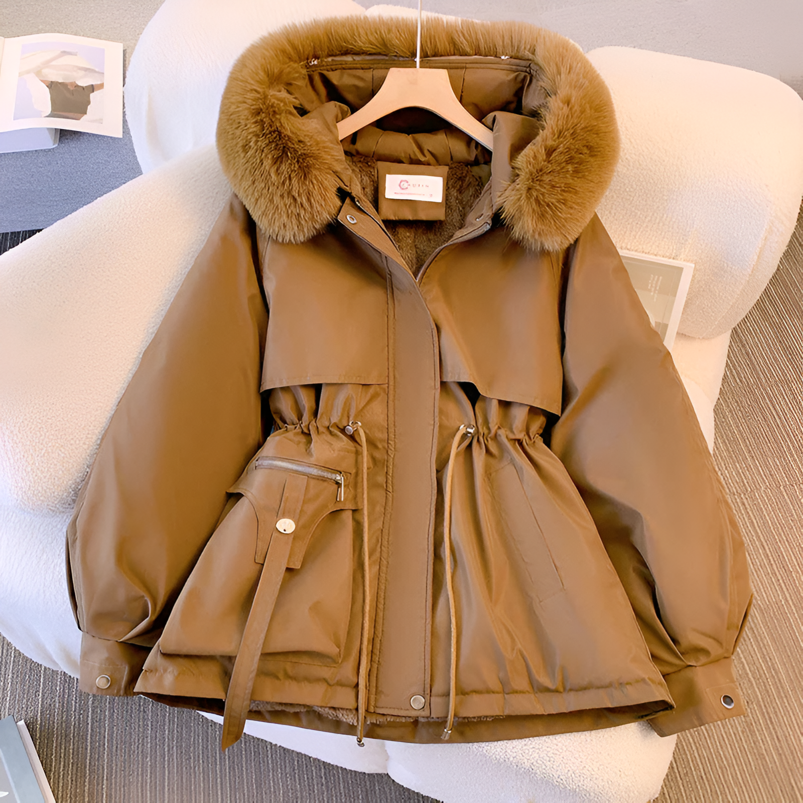 Mirabella – Luxuriöse Winterjacke für unvergleichliche Wärme und zeitlosen Stil
