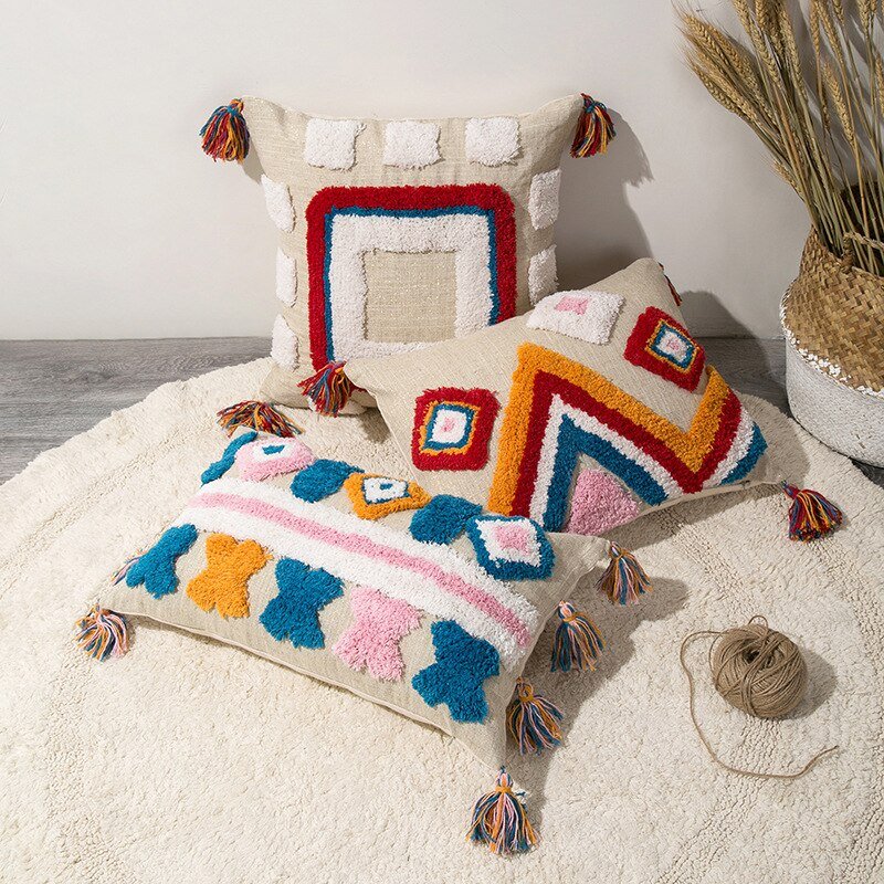 Neressa – Einzigartiges handgefertigtes Dekokissen im bezaubernden marokkanischen Boho-Stil