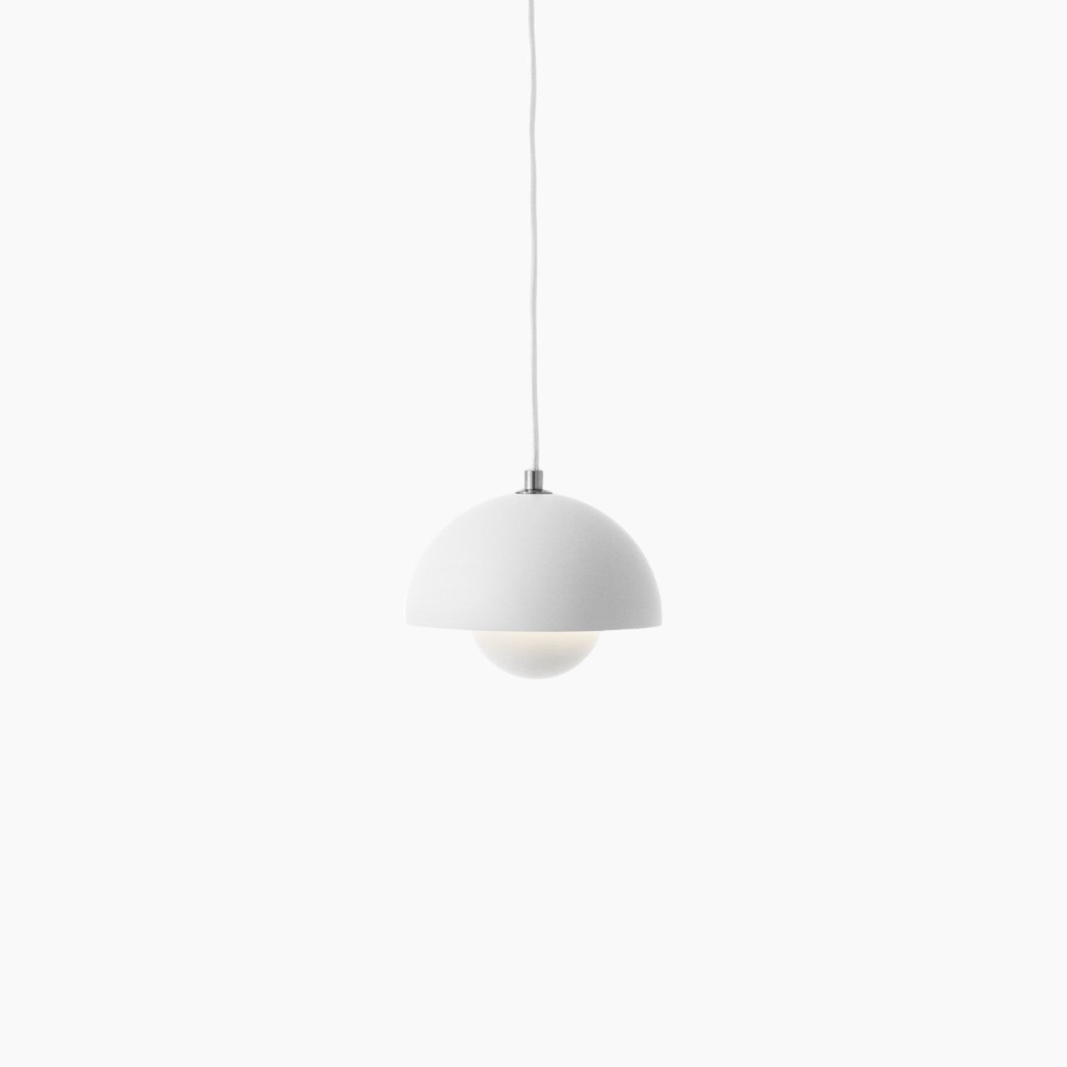 Elegante Deckenlampe - Natürliche Beleuchtung für einen raffinierten Innenraum
