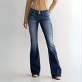 Pantaloni a zampa eleganti e alla moda per un look trendy