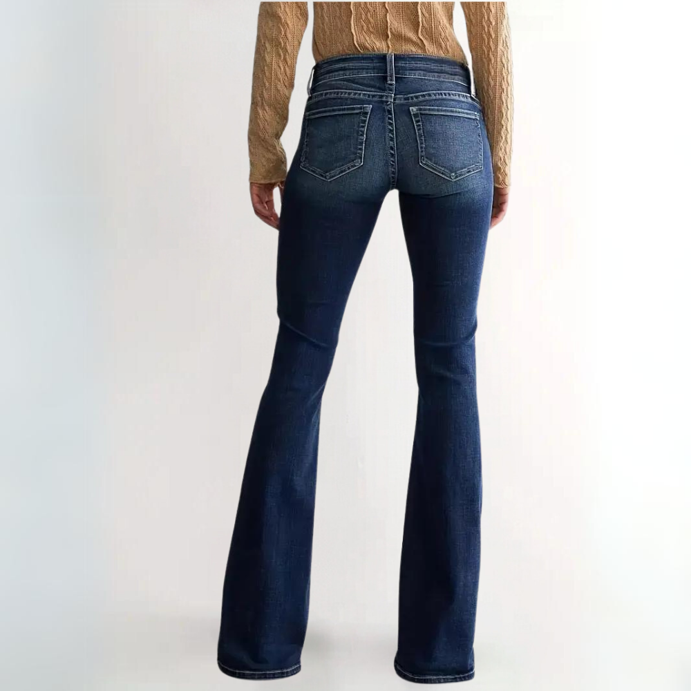 Hilary | Elegante und Trendige Flared Hose für einen Modischen Look