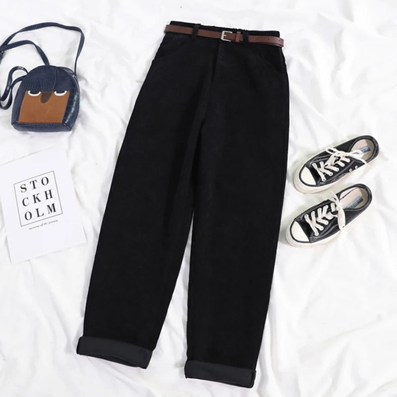 Hilda | Stilvolle Damen-Kordhose für einen bequemen und trendigen Look