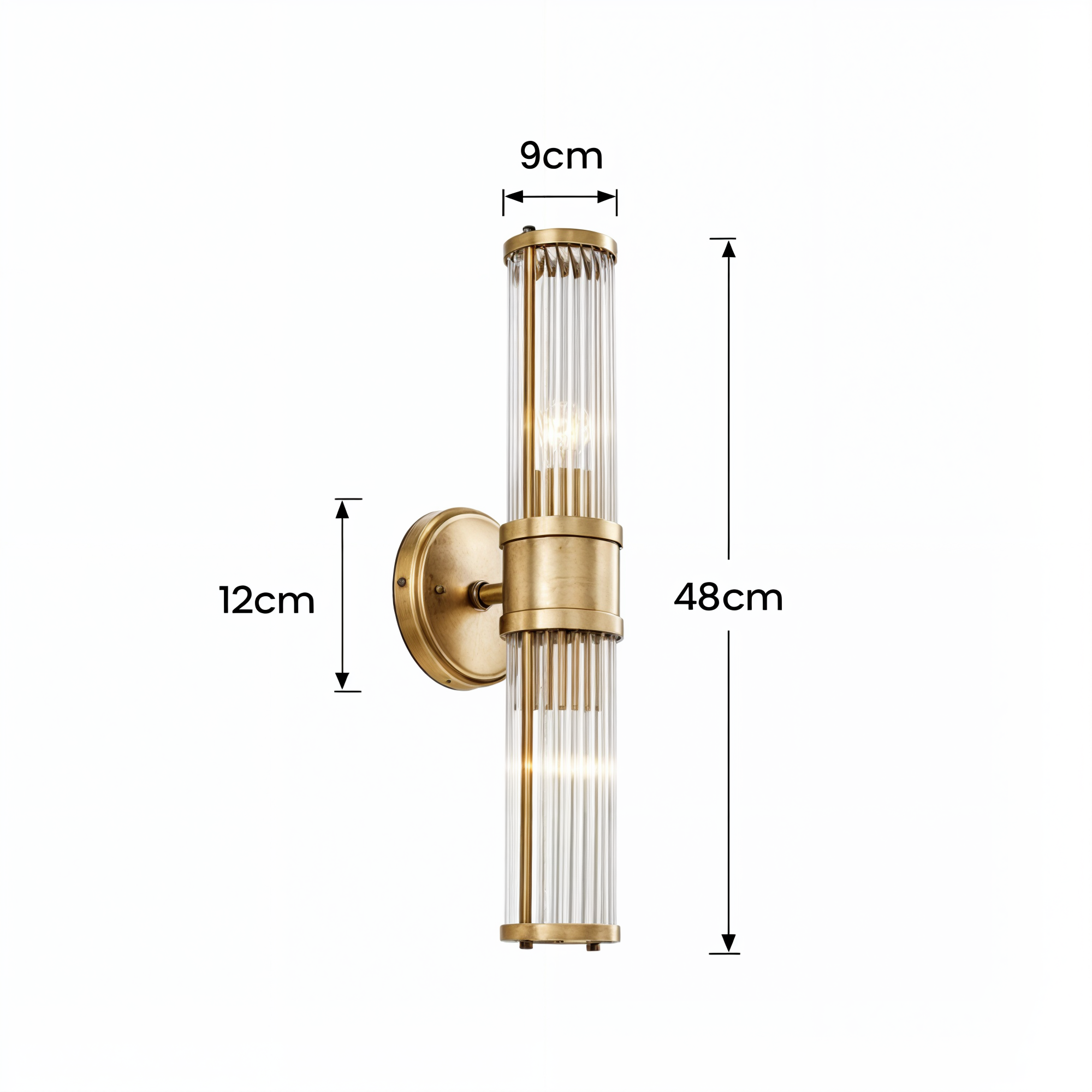 Luxusappliken für das Badezimmer in Gold mit Wandlichtern aus Kristall und Kupfer für eine anspruchsvolle Dekoration