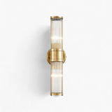 Luxusappliken für das Badezimmer in Gold mit Wandlichtern aus Kristall und Kupfer für eine anspruchsvolle Dekoration