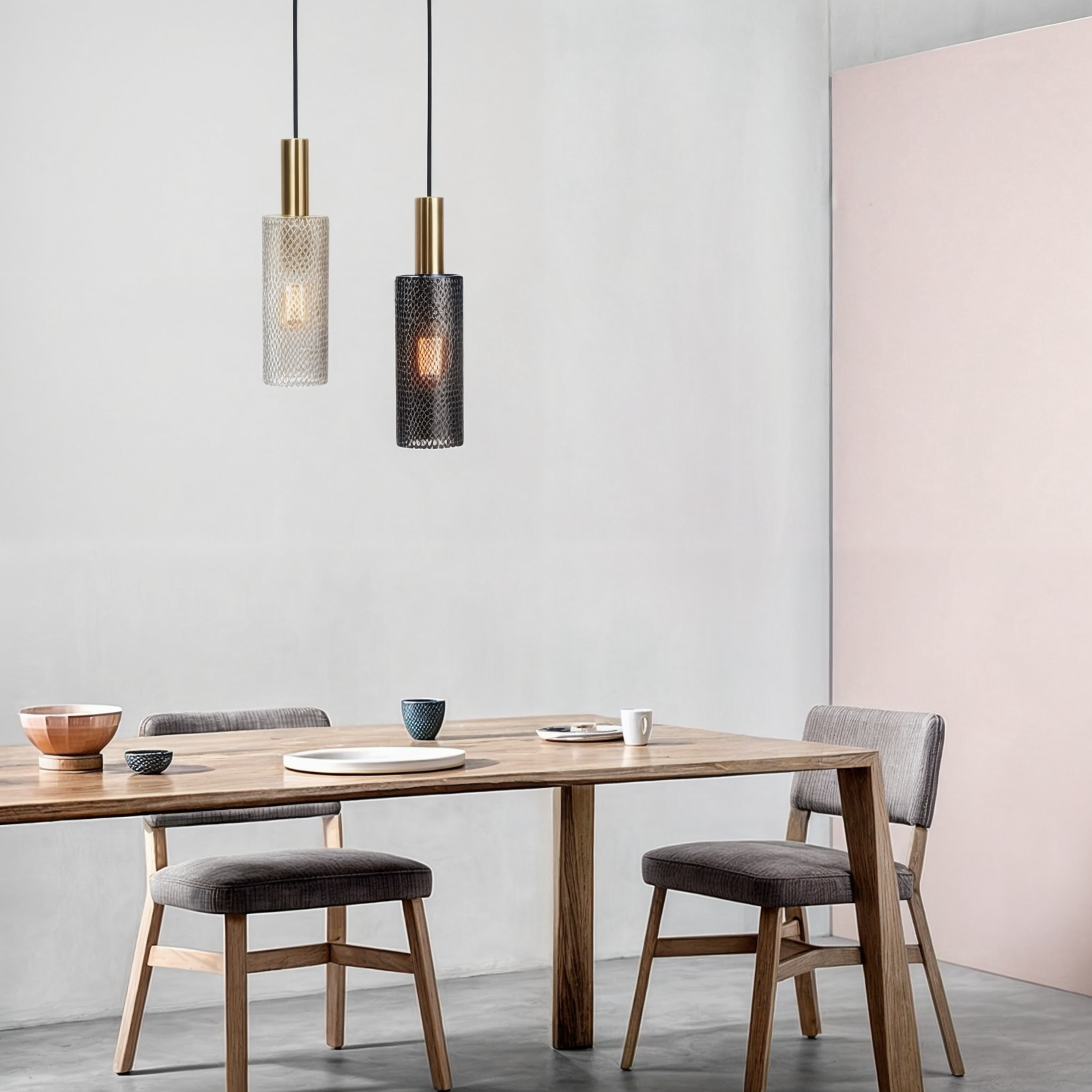 Elegante Metall-Hängelampe mit modernem Design und verstellbarem Kabel für eine edle Beleuchtung