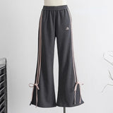 Bequeme Jogginghose mit stilvollen weiten Beinen für einen lässigen Look