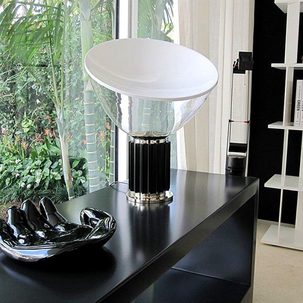 Taccia Tischlampe - Eleganz und zeitgemäße Beleuchtung für Ihr Zuhause