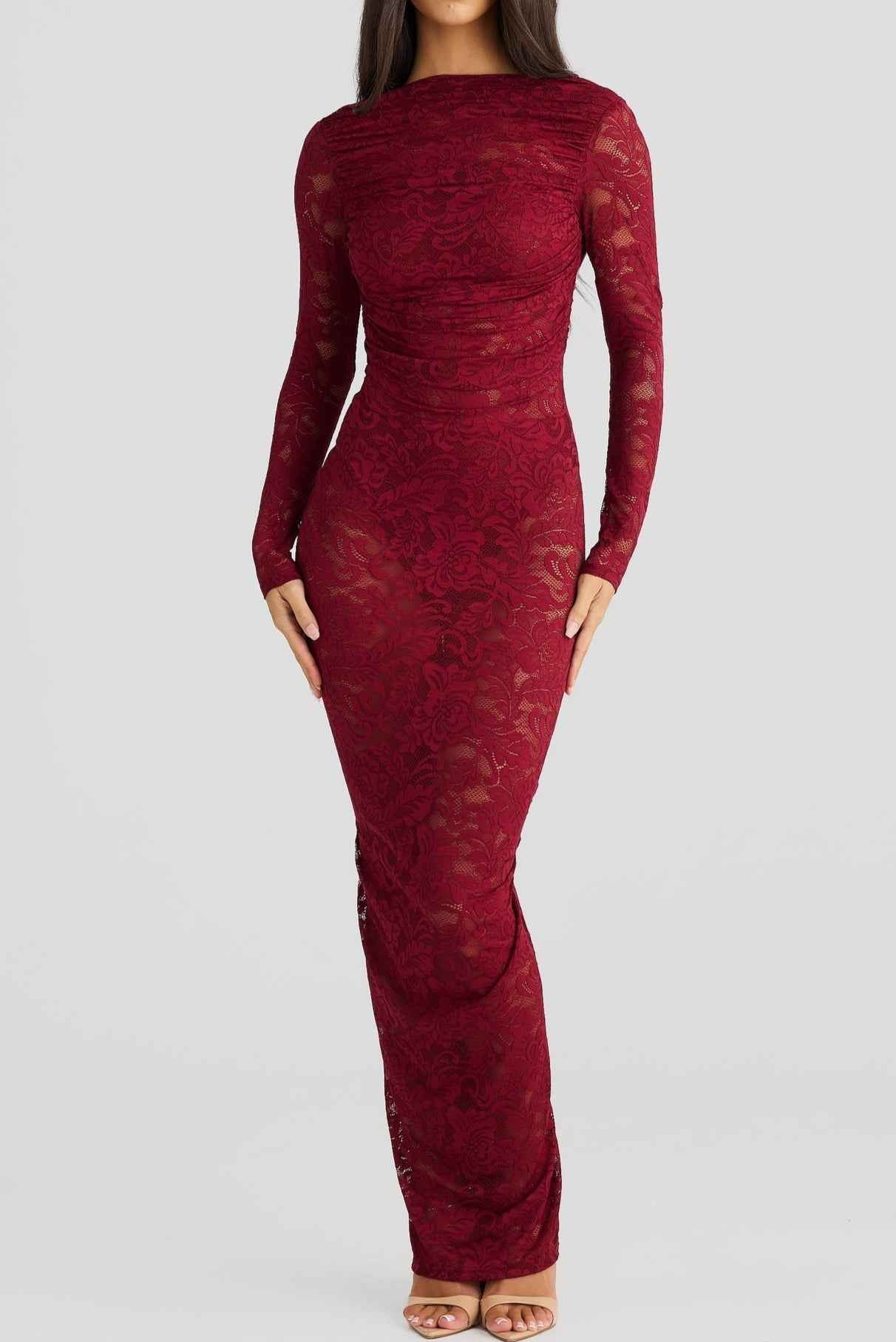 Lange Maxikleid aus Spitze mit Rückenoptik und langen eleganten Ärmeln