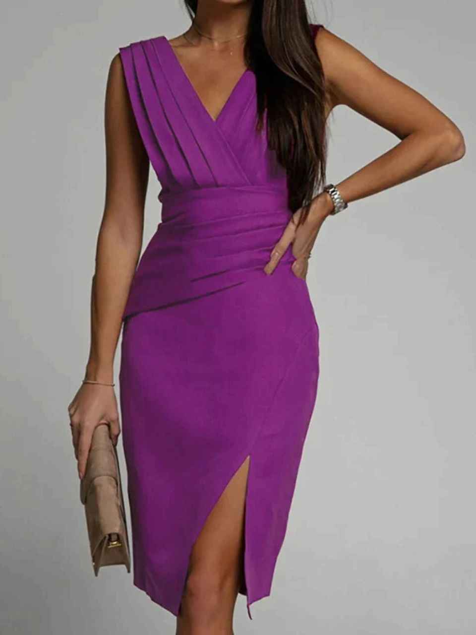 Aveline – Zeitloses, elegantes V-Ausschnitt-Kleid