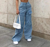 Trendige oversized Damen-Jeans-Cargo-Hose für einen modischen Look