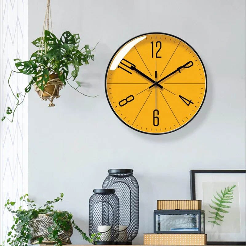 Marcia - Stylische Wanduhr mit Minimalistischem Design für ein Edles Erscheinungsbild
