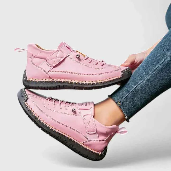 Orthopädische Sneaker aus leichtem Material für ganztägigen Komfort und Halt