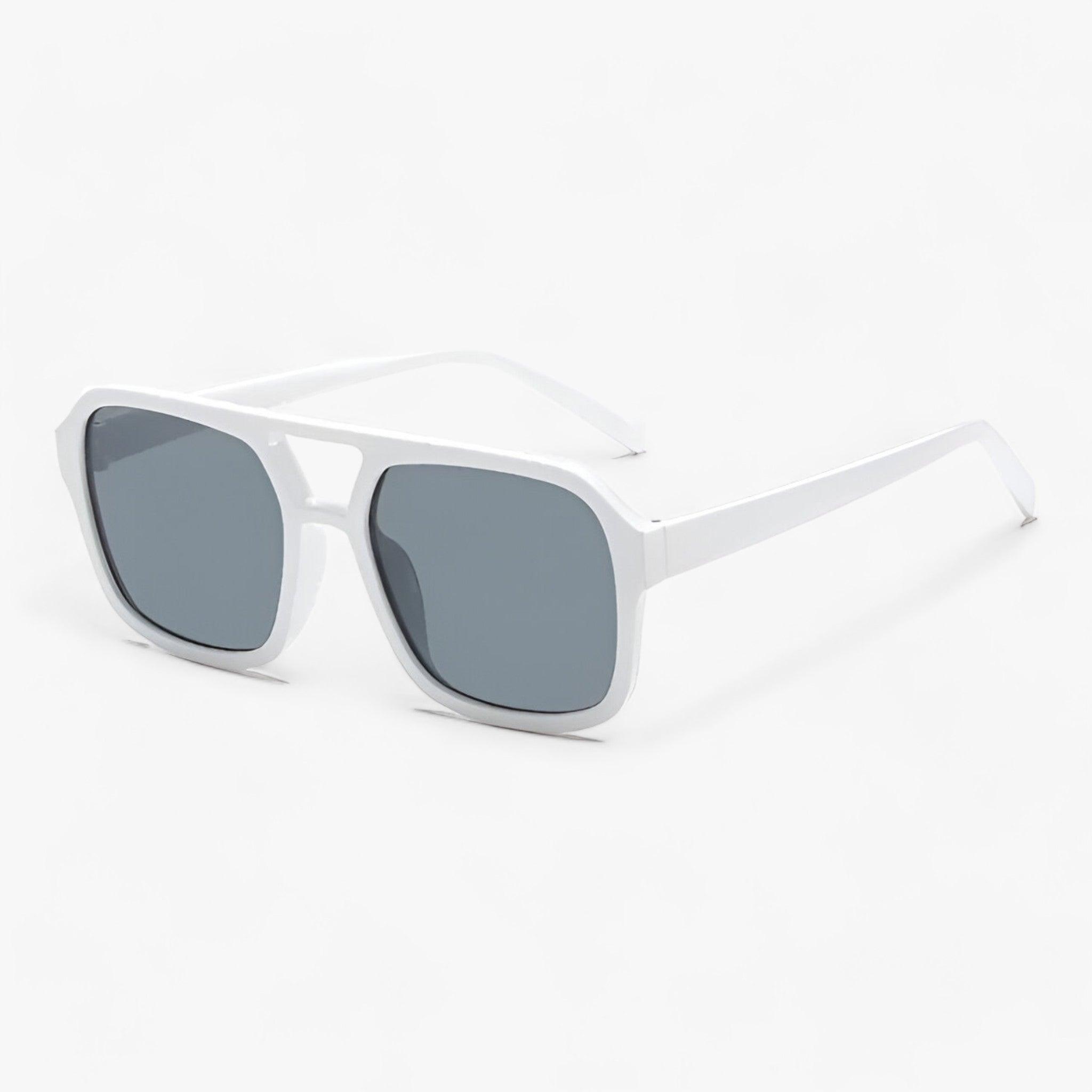 ICONIC - Gafas de sol cuadradas vintage: protección ocular elegante y atemporal para cualquier ocasión