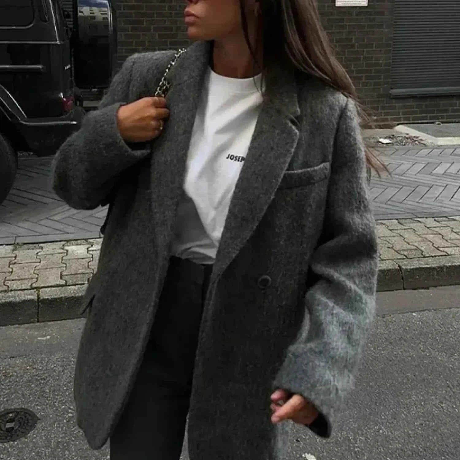 Vintage-inspirierter Woll-Übermantel mit Knopfleiste für zeitlosen Stil