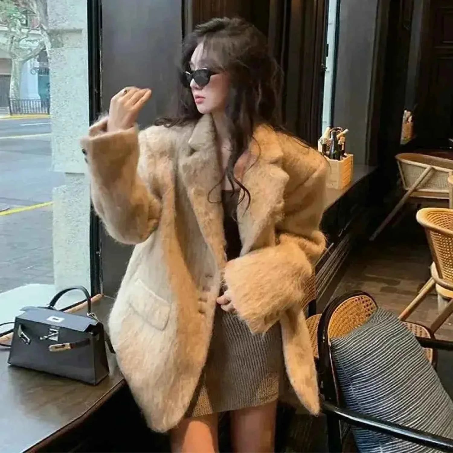 Vintage-inspirierter Woll-Übermantel mit Knopfleiste für zeitlosen Stil