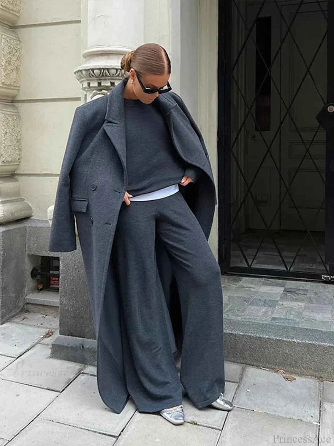 Legerer gerippter Woll-Doppelreihiger Mantel für gemütlichen Winterstil