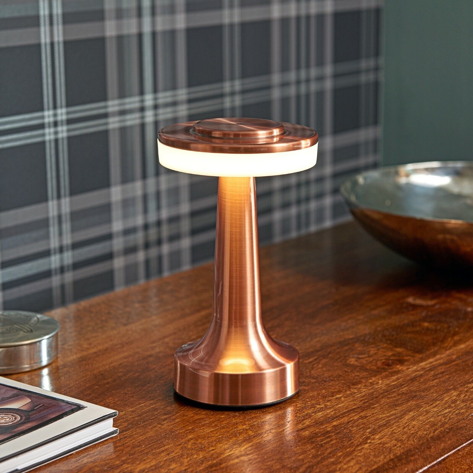 Retro stilvolle Bar-Tischlampe mit klassischem Design und dimmbarer Helligkeit