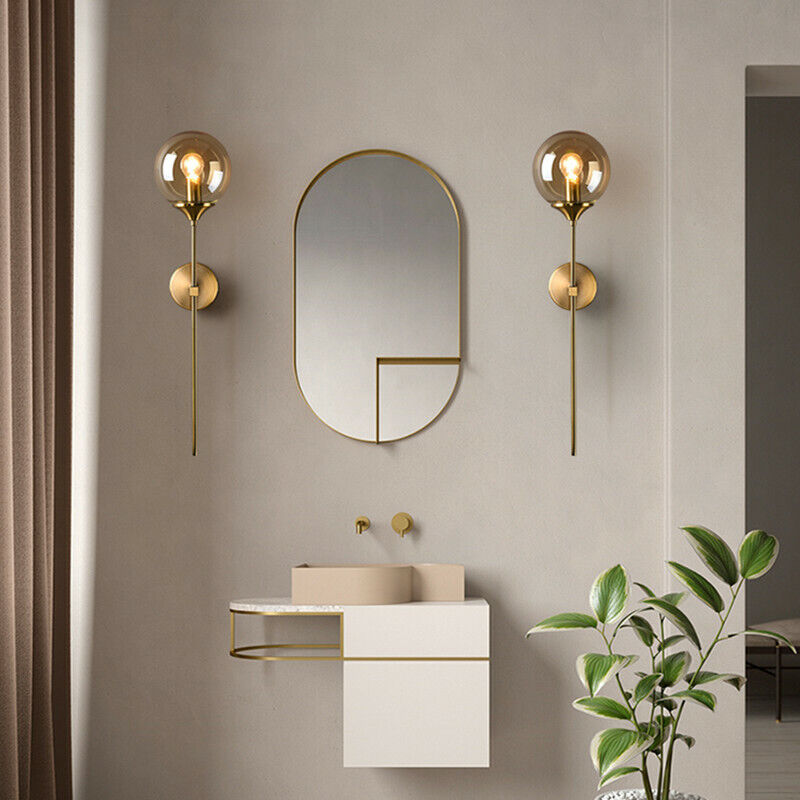Mod moderne skandinavisch Wandlampe aus Glas – Zeitgenössischer minimalistischer und eleganter Stil