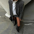 Klassischer solider Leder-Revers und Doppel-Operation-Mantel Elegant
